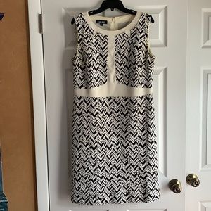 Pretty dress!